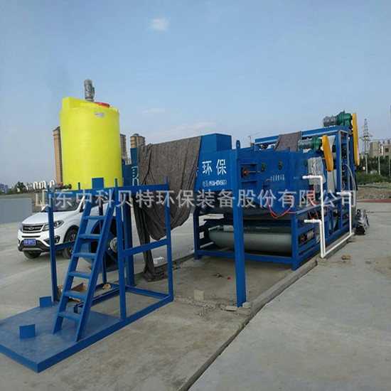 中科貝特分享污泥脫水機(jī)的工作流程有哪些呢？